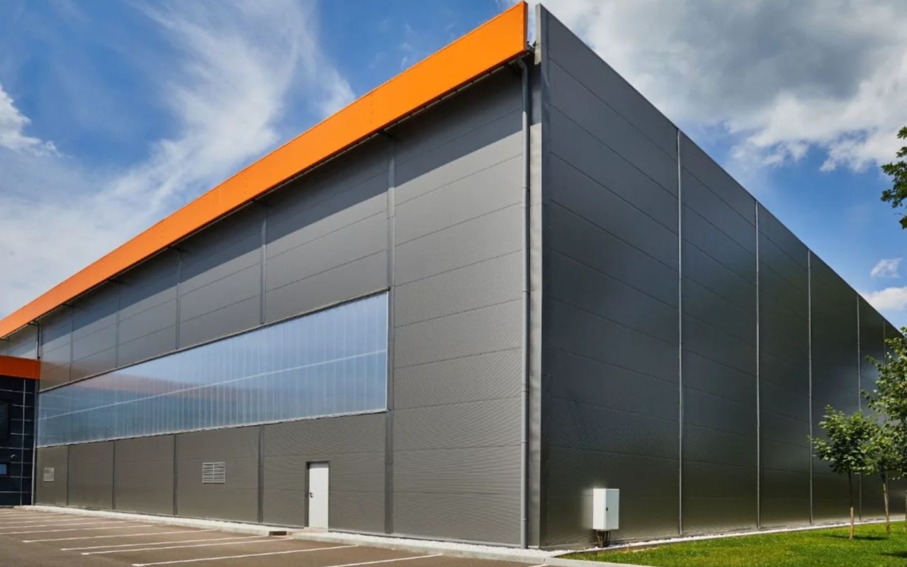 Sendvičové panely na stěny: co to je a k čemu slouží?